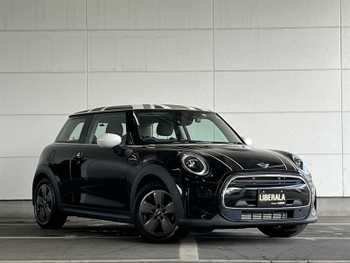ＭＩＮＩ ＢＭＷ ミニ クーパー クラシックトリム ACC、カープレイ、バックカメラ