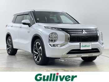 三菱 アウトランダー ＰＨＥＶ P 電気温水式ヒーター・ナビ・レザーシート