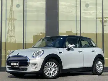 ＭＩＮＩ ＢＭＷ ミニ クーパー 純正ナビ バックカメラ LEDヘッドライト