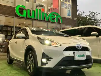 トヨタ アクア クロスオーバー グラム アラウンドビュー/セーフティセンス/LED