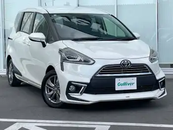 トヨタ シエンタ G モデリスタエアロ　純正SDナビ　Bカメラ