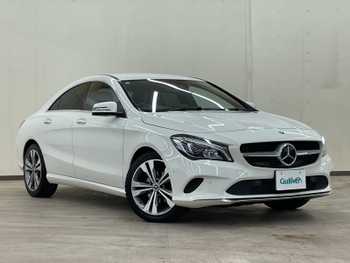メルセデス・ベンツ ＣＬＡ２２０ 4MATIC クルーズコントロール /純正ナビ