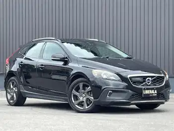ボルボ Ｖ４０ クロスカントリー T5 AWD 純正ナビ ACC パワーシート シートヒーター