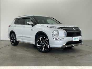 三菱 アウトランダー ＰＨＥＶ P ナビ　全方位カメラ　マイパイロット　LED