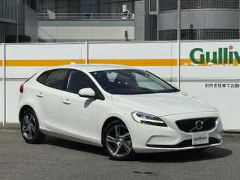 ボルボ Ｖ４０ D4 モメンタム 禁煙正規ディーラー車黒革ACCドラレコETC