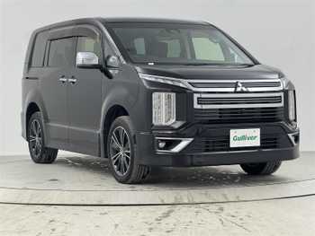 三菱 デリカＤ：５ アーバンギア G 全方位カメラ　10型ナビ　後席モニター　
