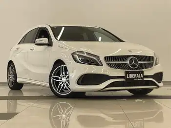 メルセデス・ベンツ Ａ１８０ スポーツ AMGスタイリングPKG　ベーシックPKG