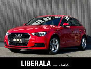 アウディ Ａ３ スポーツバック30TFSI 法人ワンオーナー ACC サイドアシスト ナビ