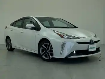 トヨタ プリウス A ツーリングセレクション 禁煙 純正9型ナビ 温シート 衝突軽減 ETC