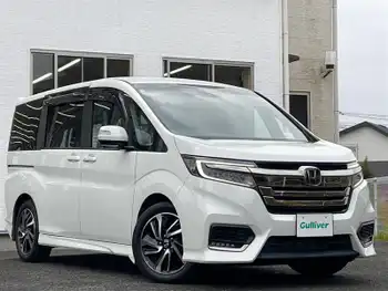 ホンダ ステップワゴン スパーダ クルスピセンシング ワンオーナー　社外ディスプレイオーディオ