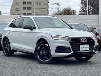 アウディ Ｑ５ ブラックエディション マトリクスLED  20インチアルミ  レザー