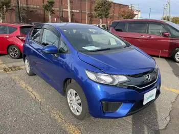 ホンダ フィット 13G Fパッケージ メモリナビ CD DVD ETC バックカメラ