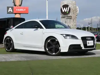 アウディ ＴＴクーペ 1．8 TFSI Sライン コンペティション