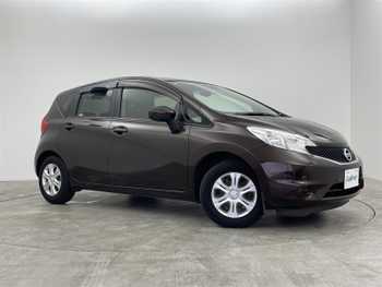 日産 ノート X 純正ナビ 全方位 衝突軽減 横滑り防止 禁煙