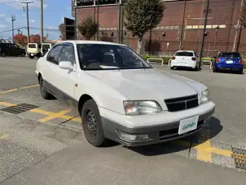 トヨタ カムリ ルミエールG