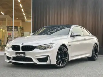ＢＭＷ Ｍ４ クーペ アダプティブMサスペンション h/k 黒革 LED