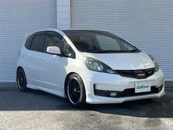 ホンダ フィット RS メモリナビ　Bluetooth接続　バックカメラ