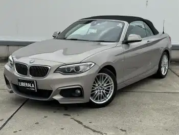 ＢＭＷ ２２０ｉ カブリオレ ラグジュアリー