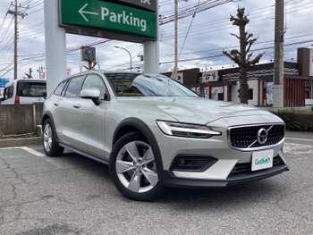 ボルボ Ｖ６０ クロスカントリー B5 AWD アラウンドビューカメラ　LEDヘッドライト
