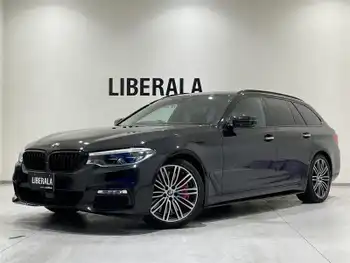 ＢＭＷ ５２３ｄ ツーリング Mスピリット パノラマSR h/k 360°カメ ACC Aホールド