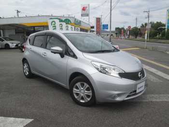 日産 ノート XVセレ +セーフ