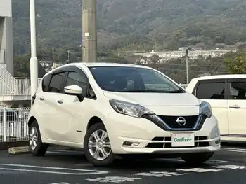 日産 ノート e－パワー X