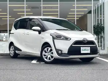 トヨタ シエンタ ハイブリッド G 禁煙車 ワンオーナー 純正ナビ LED Bカメラ