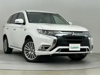 三菱 アウトランダー ＰＨＥＶ G