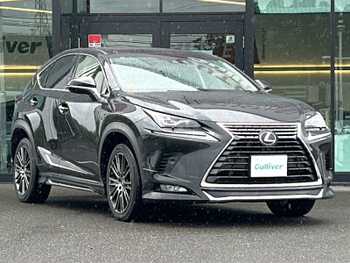 レクサス ＮＸ 300h バージョンL 純正ナビ　ETC　前後ドラレコ　サンルーフ