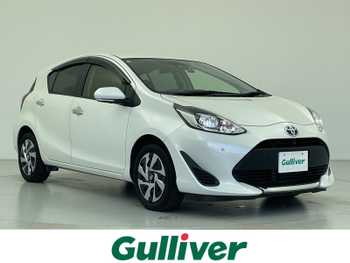 トヨタ アクア S スタイルブラック ワンオーナー　7インチナビ　全方位カメラ