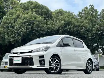 トヨタ ヴィッツ GRスポーツ
