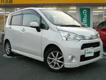 ダイハツ ムーヴ カスタム G 禁煙車　社外ナビ　プッシュスタート