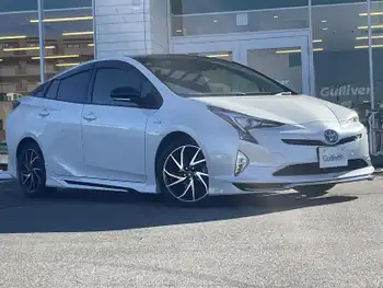 トヨタ プリウス Sセーフティプラス ツートーン モデリスタ ディーラーOPナビ クルコン