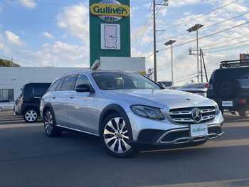 メルセデス・ベンツ Ｅ２２０ｄ 4マチック オールテレイン サンルーフ ブルメスタ アンビエントライト