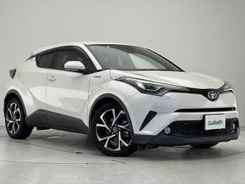 トヨタ Ｃ－ＨＲ G 衝突軽減 SDナビ シートヒーター Bカメラ