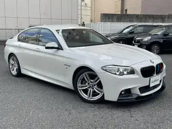 ＢＭＷ ５２３ｄ Mスポーツ ザ・ピーク THE PEAK 126/260 純ナビ 黒レザー ACC