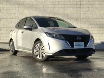 日産 ノート X FOUR 純正ナビ 全周囲 インナーミラー 衝突軽減