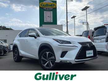 レクサス ＮＸ 300h バージョンL 純正ナビ　全方位カメラ　レザーシート