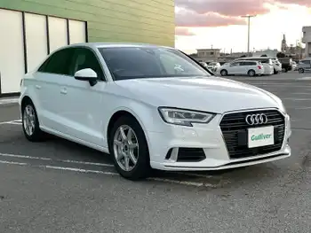 アウディ Ａ３ セダン 1．4 TFSI スポーツ