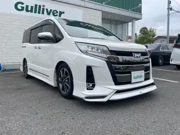 トヨタ ノア Si ダブルバイビーⅡ モデエアロ  9型ナビ両側電動