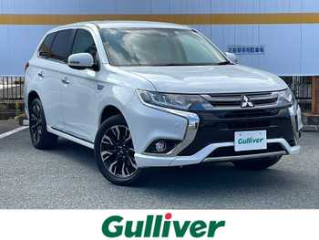 三菱 アウトランダー ＰＨＥＶ G ナビパッケージ ハーフレザー 全周囲カメラ クルコン LED