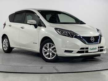 日産 ノート e－パワー X 禁煙 純正ナビ Dミラー 全周囲 衝突軽減