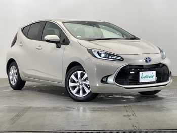 トヨタ アクア Z 禁煙車 Bluetooth USB 全方位カメラ AC100V