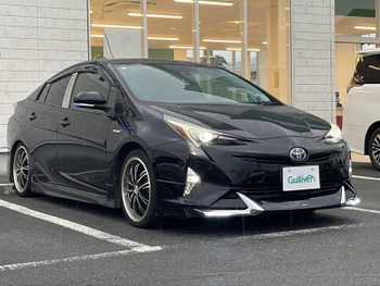 トヨタ プリウス S モデリスタエアロ　ローダウン　社外18AW