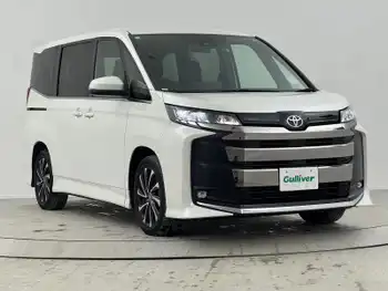 トヨタ ノア S－Z 純正ナビ　ETC2.0　クルコン　ワンオーナー