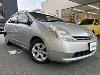 トヨタ プリウス S