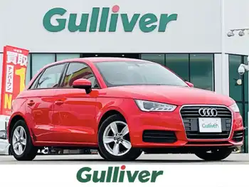 アウディ Ａ１ SB 1．0TFSI 15インチアルミ CD DVD USB スマートキー