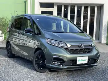 ホンダ フリード ハイブリット G ブラックスタイル 1オーナー　純正9型ナビTV　バックカメラ