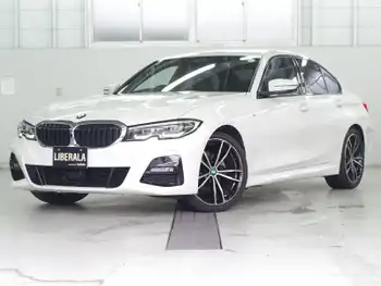 ＢＭＷ ３２０ｄ xDrive Mスポーツ