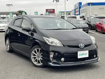 トヨタ プリウス S